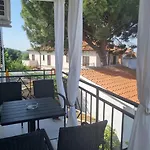 A&e With Sea View Апартаменты Тар