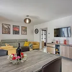 Апартаменты A&e With Sea View Тар