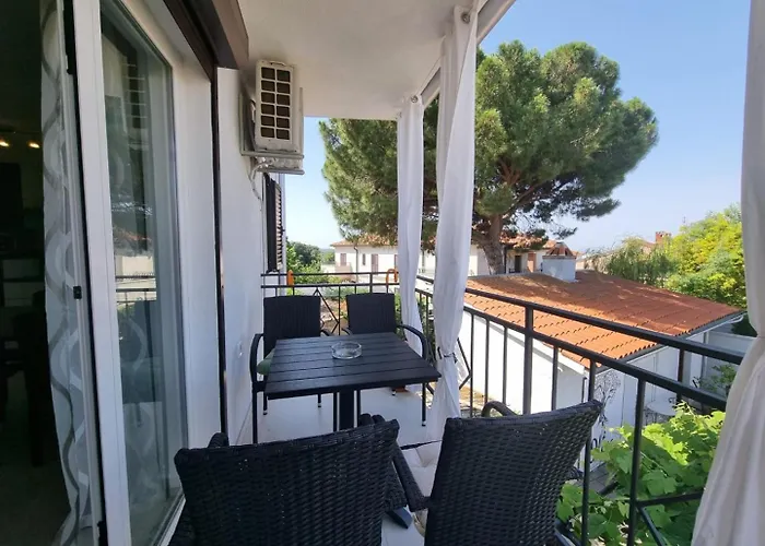 A&e With Sea View Appartement