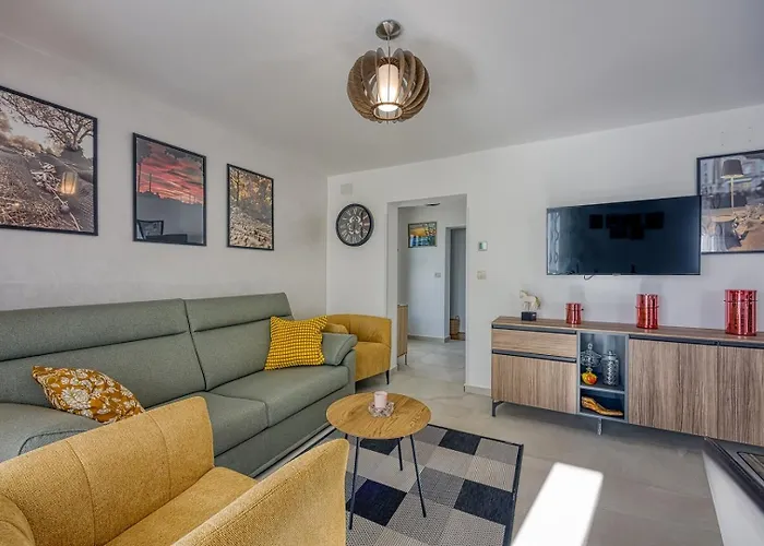 A&e With Sea View Appartement